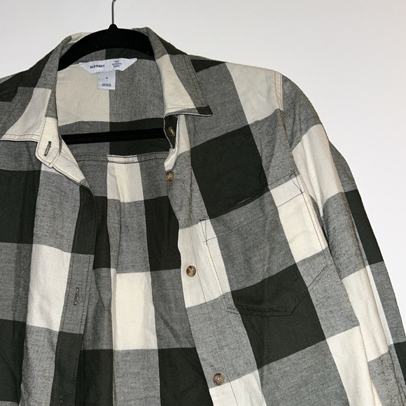 Old Navy The Classic Shirt Small Green Plaid - Picture 4 of 5